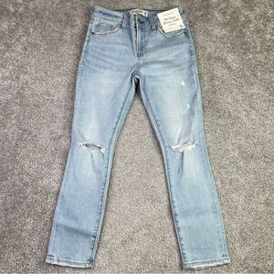 Abercrombie & Fitch Jeans Women's 24 X-Short Blue Super Skinny Ankle Light Denim